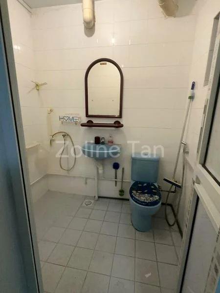4 Room (4A) HDB for Sale in  308 Woodlands Avenue 1 - Image 1